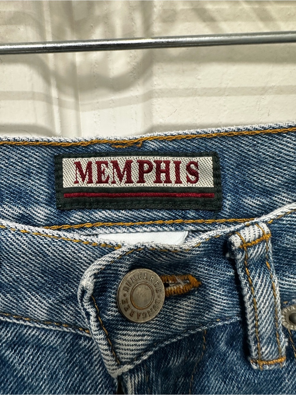 Vintage Y2K Women's Classic Blue Denim Jean Shorts - Picture 4 of 4